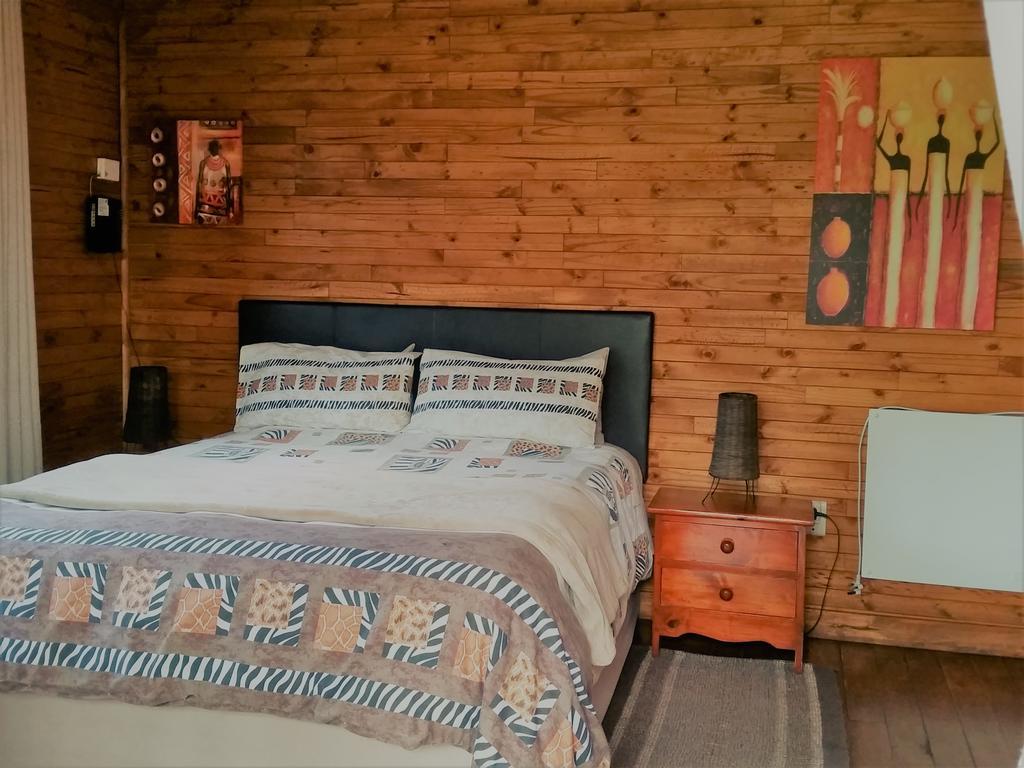 Pine Tree Lodge Midrand Extérieur photo