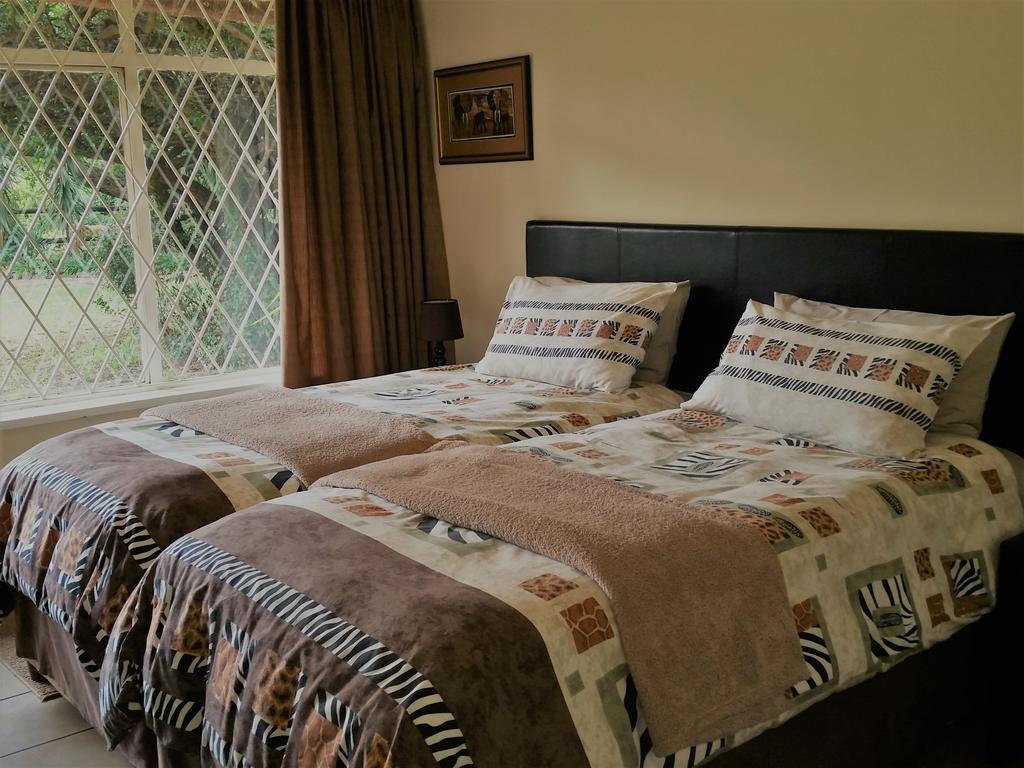 Pine Tree Lodge Midrand Extérieur photo